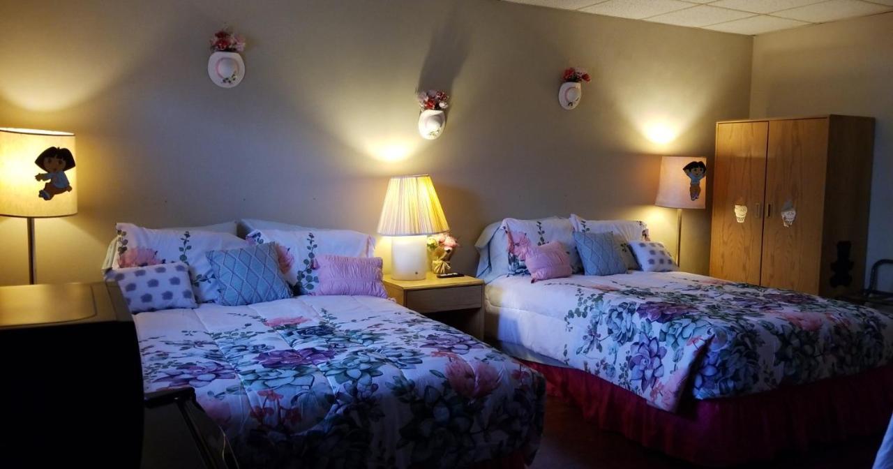Pittsfield Motor Inn ภายนอก รูปภาพ