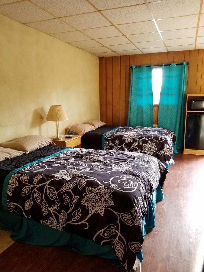 Pittsfield Motor Inn ภายนอก รูปภาพ