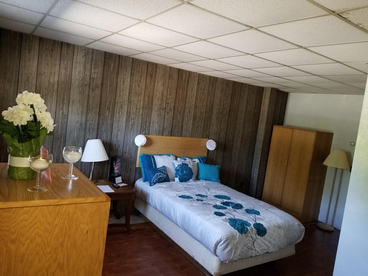 Pittsfield Motor Inn ภายนอก รูปภาพ